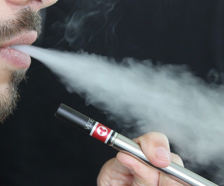 Primera muerte relacionada con el consumo de cigarrillo electrónico en EEUU
