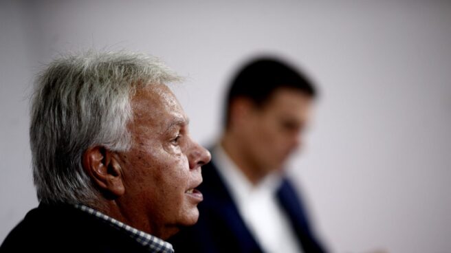 Felipe González y Pedro Sánchez. escuela buen gobierno psoe Felipe González y Pedro Sánchez.