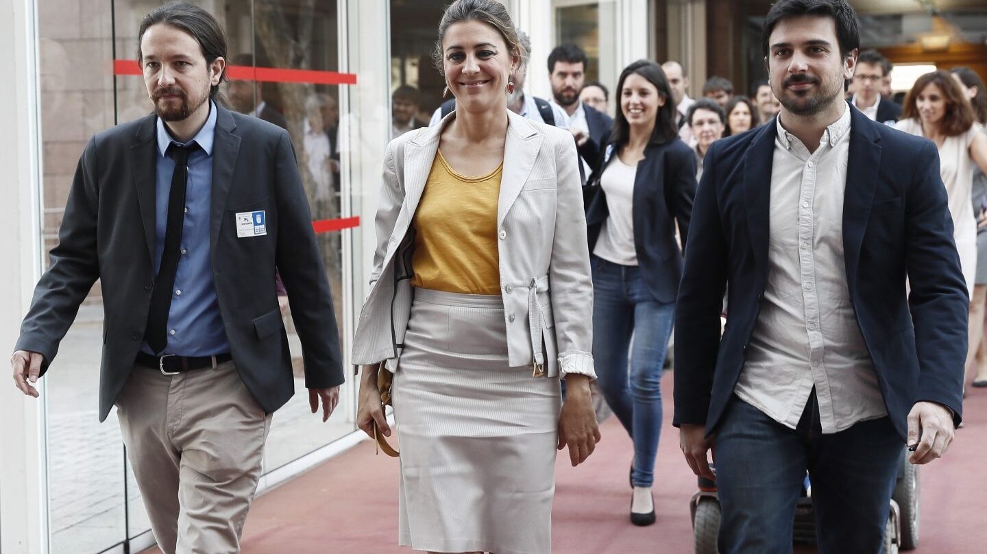 Pablo Iglesias, Lorena Ruiz-Huerta y Ramón Espinar en la Asamblea de Madrid.