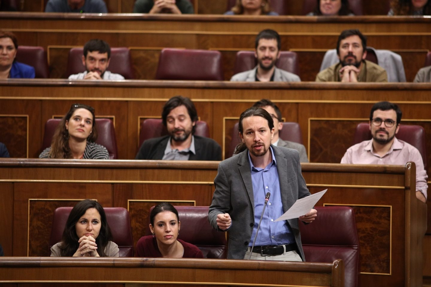 En la parte inferior, el líder de Podemos, Pablo Iglesias; en la parte superior, el segundo por la izquierda, Juan Manuel del Olmo.