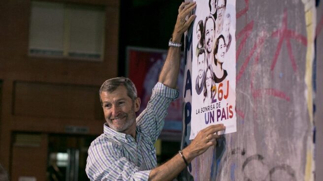 Julio Rodríguez, miembro de la dirección Podemos, en la campaña del 26-J, donde fue número uno por Almería sin resultar elegido