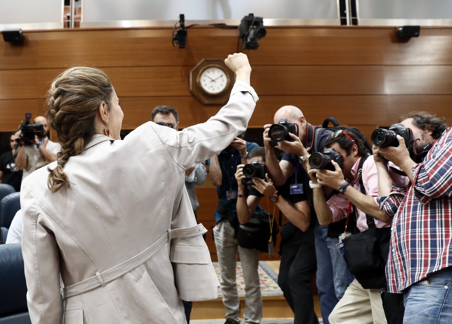 Lorena Ruiz-Huerta, candidata de Podemos a presidir la Comunidad de Madrid, durante la moción de censura a Cristina Cifuentes.