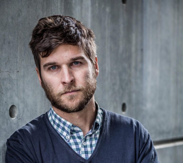 "18 días", cuando el mal dirige la acción