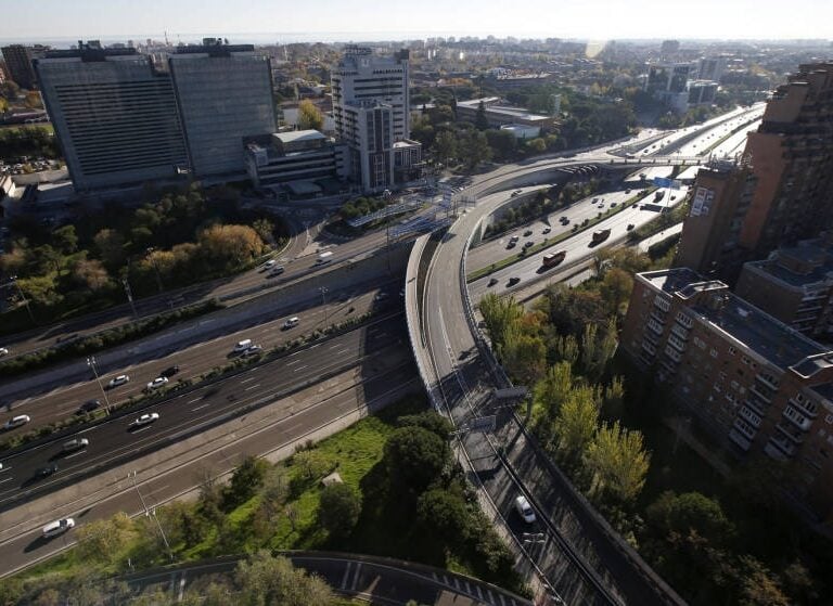 Guerra en la M-30: Ferrovial y ACS piden a Carmena "daños y perjuicios" por sanciones "ilegales"
