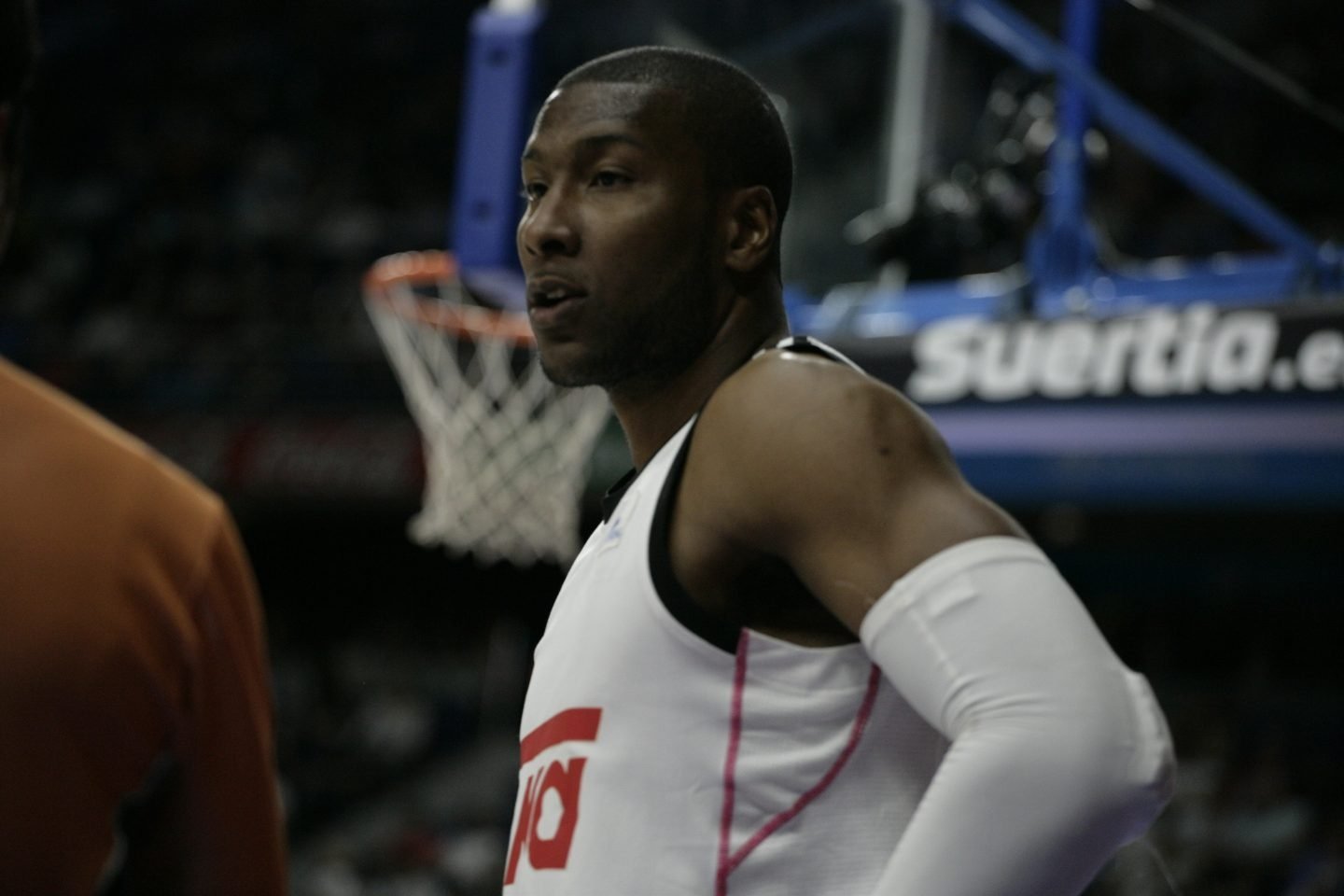 El pívot norteamericano Marcus Slaughter, durante su etapa en el Real Madrid.