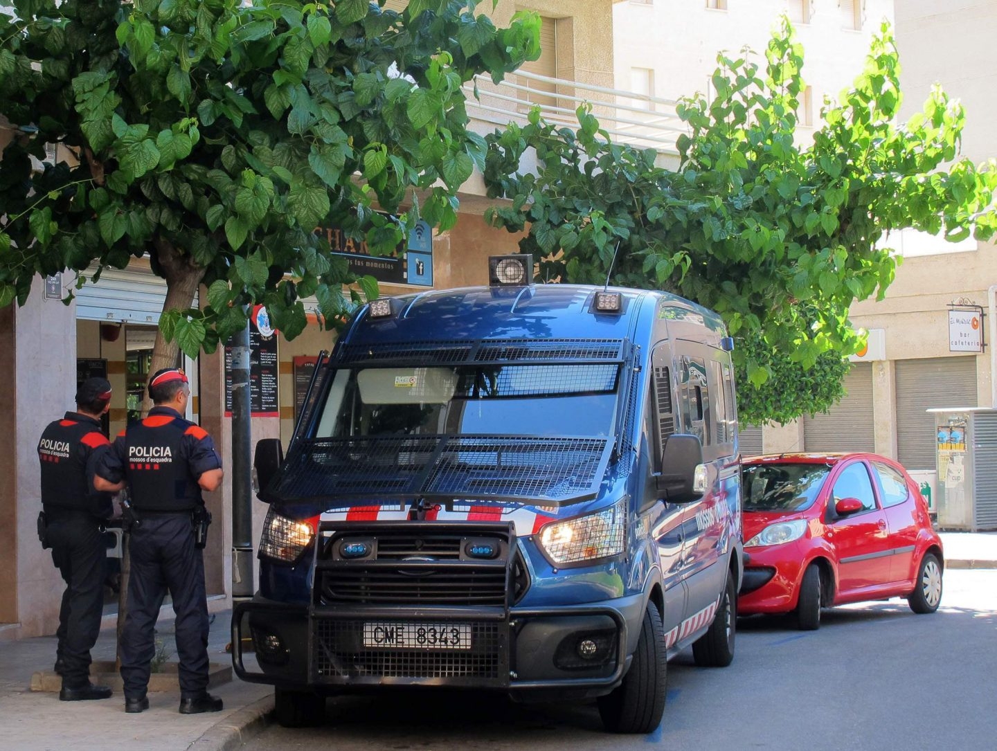 Detenido un regidor del PSC en una operación contra el tráfico de drogas en el barrio de La Mina