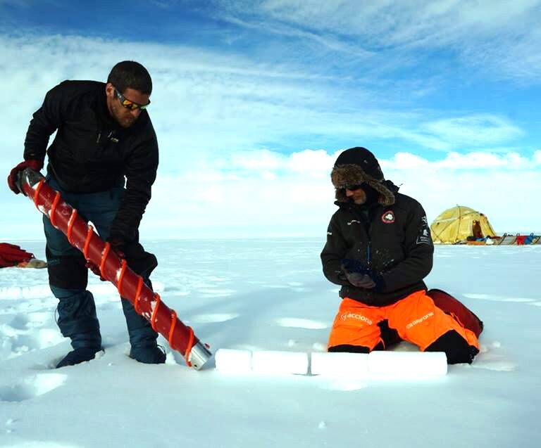 En busca de los secretos de la nieve del Ártico