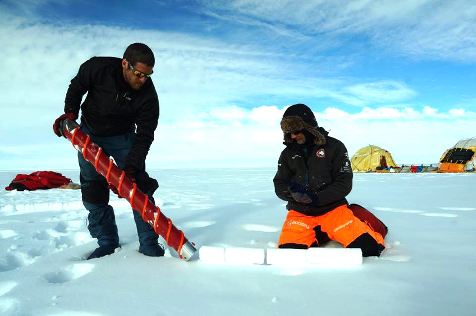 En busca de los secretos de la nieve del Ártico