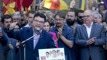 "Despropósito" y "desconcierto": primeras críticas entre los independentistas por la huida de Puigdemont