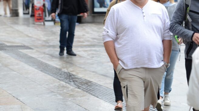 obesidad 2.000 millones de personas en el mundo sufren sobrepeso.