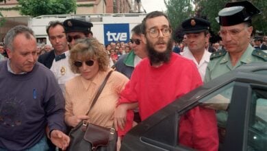 El Gobierno vasco llama a "reparar" a miles de funcionarios de prisiones por la amenaza de ETA que padecieron