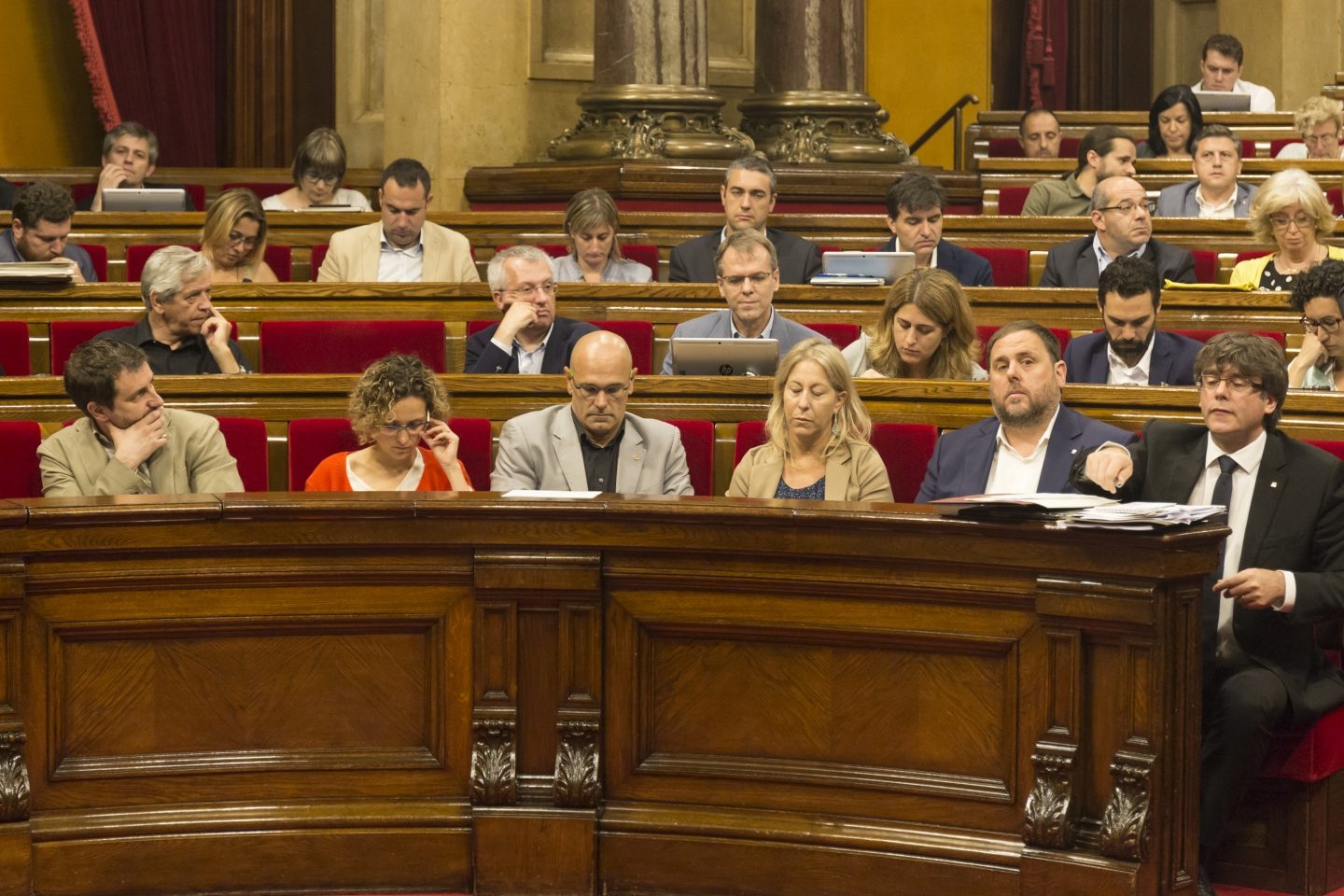 Govern en el Pleno del Parlament