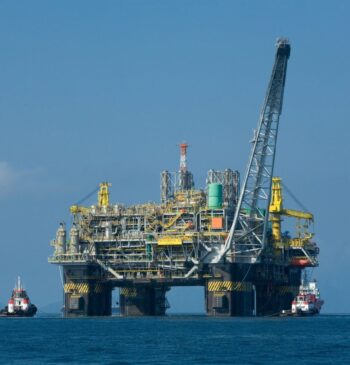 Trump ordena el bloqueo del estrecho de Ormuz y el petróleo se [...]