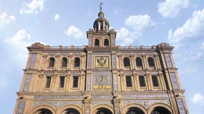 Centro comercial de ABC Serrano, creado por Reyal Urbis. Centro comercial de ABC Serrano, creado por Reyal Urbis.