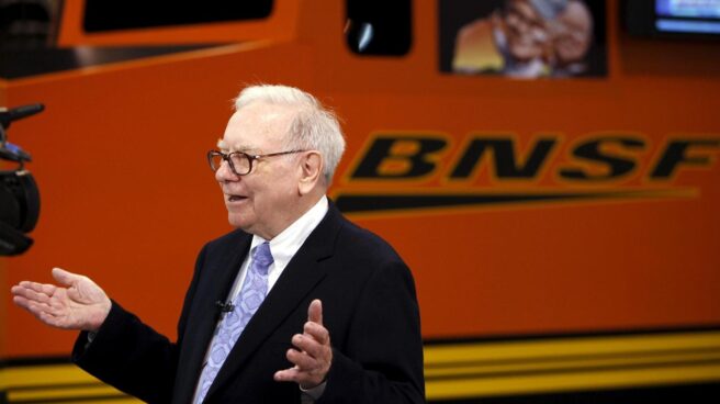 warren-buffett-realiza-la-mayor-compra-de-su-historia-por-mas-de-30-000-millones El afamado inversor Warren Buffett.