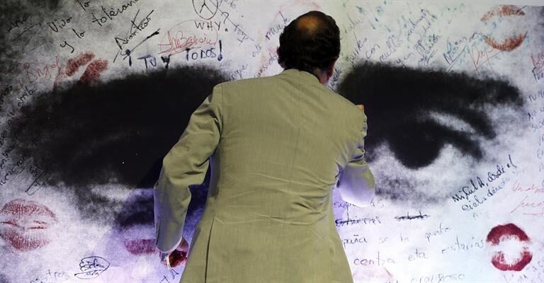 Rajoy reivindica el Espíritu de Ermua: "Sigue siendo la mejor arma contra el terrorismo"