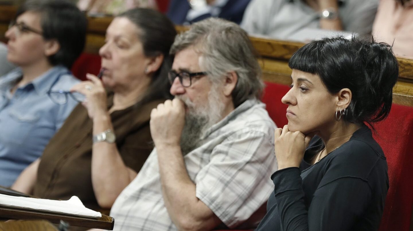 Diputados de la CUP, en el Parlament.