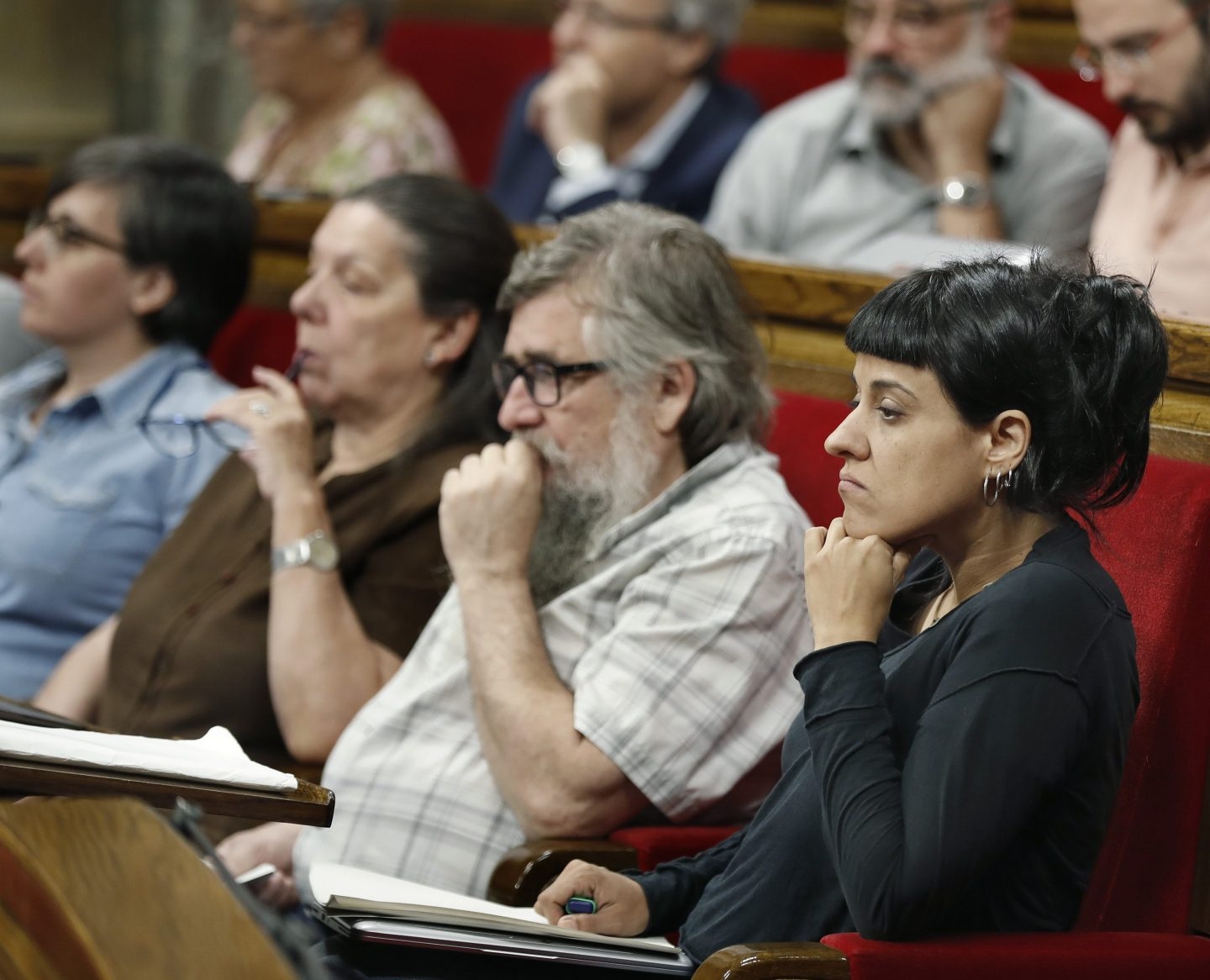 Diputados de la CUP, en el Parlament.