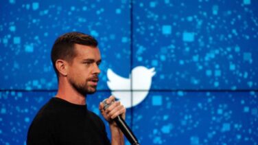 Twitter se hunde en bolsa tras no sumar usuarios en el segundo trimestre