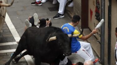 Rápido y limpio encierro de Fuente Ymbro en el ecuador de San Fermín