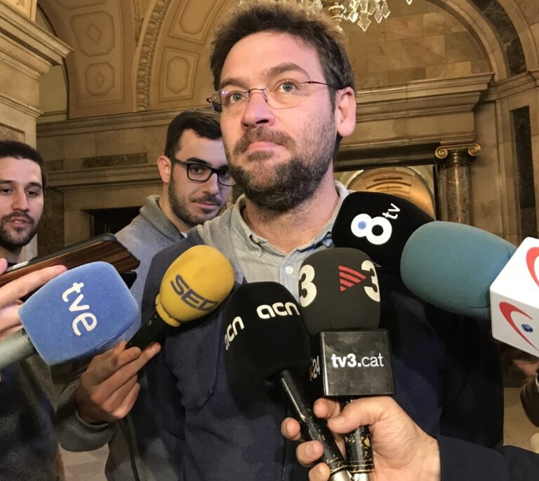 Podemos Cataluña reconoce discrepancias con Pablo Iglesias por el referéndum