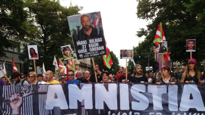 Marcha por la amnistía del Movimiento Pro Amnistía y Contra la Represión (ATA) en Bilbao.