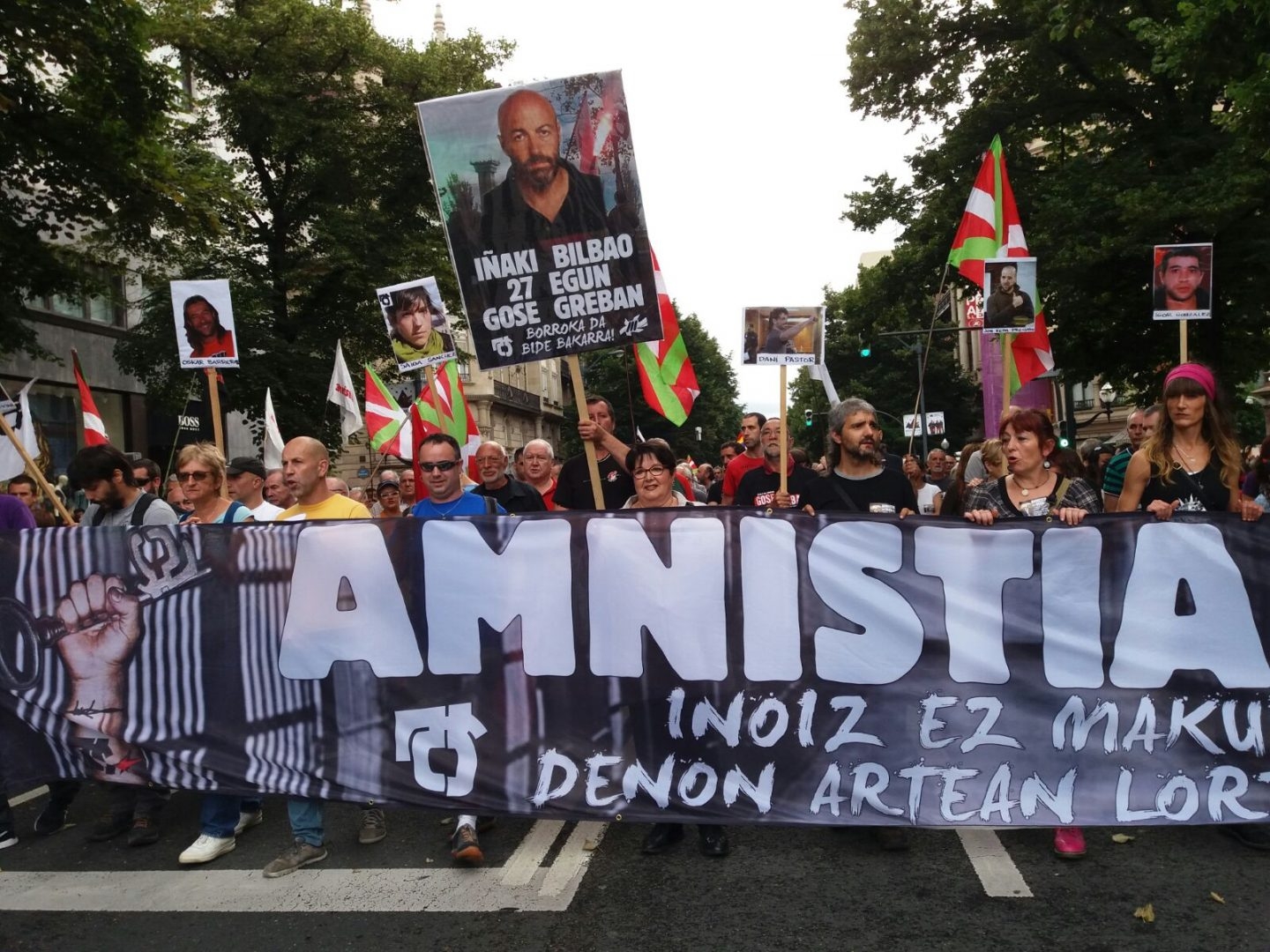 Marcha por la amnistía del Movimiento Pro Amnistía y Contra la Represión (ATA) en Bilbao.