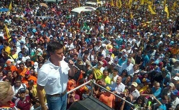 Leopoldo López, en un mitin. Leopoldo López, en un mitin.