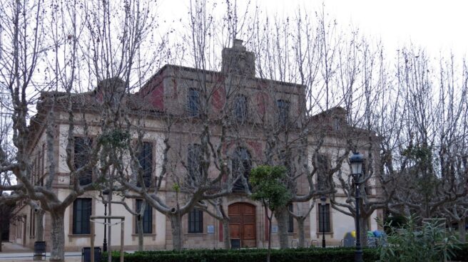 Palacio_ciudadela_cambo El antiguo Palacio del Gobernador en el Parque de la Ciudadela de Barcelona fue la sede que acogió la Asamblea de Parlamentarios.