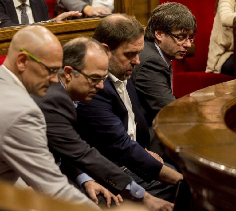 Las luchas intestinas en el independentismo complican la formación de gobierno