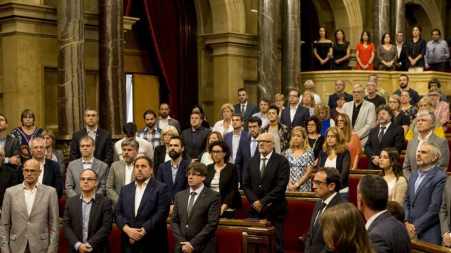 El Parlament pospone la tramitación de la ley del referéndum para sortear su bloqueo