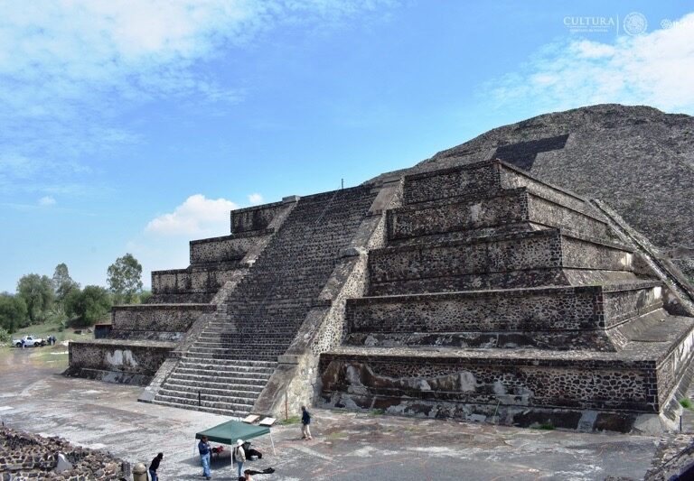 La Pirámide de la Luna, en Teotihuacan, podría tener un túnel subterráneo