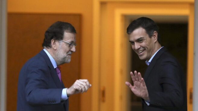 Mariano Rajoy y Pedro Sanchez, en la Moncloa.