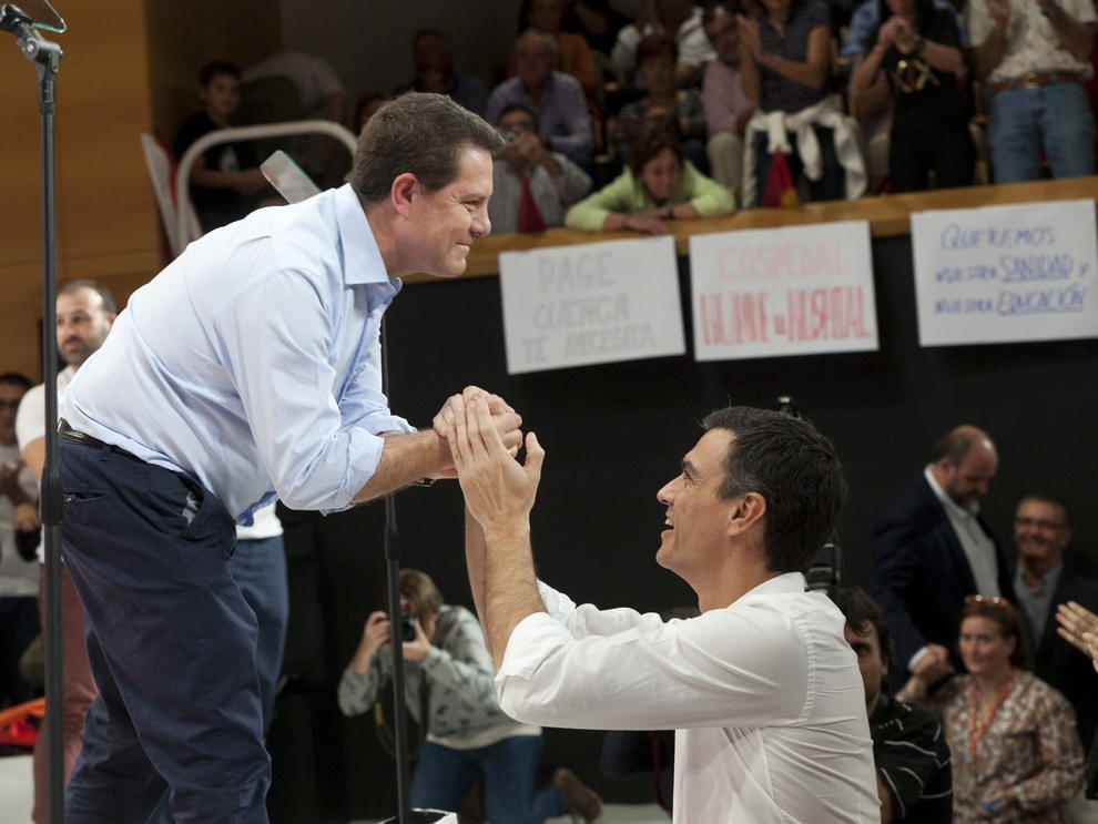 Pedro Sanchez respalda a García-Page en su acuerdo con Podemos.