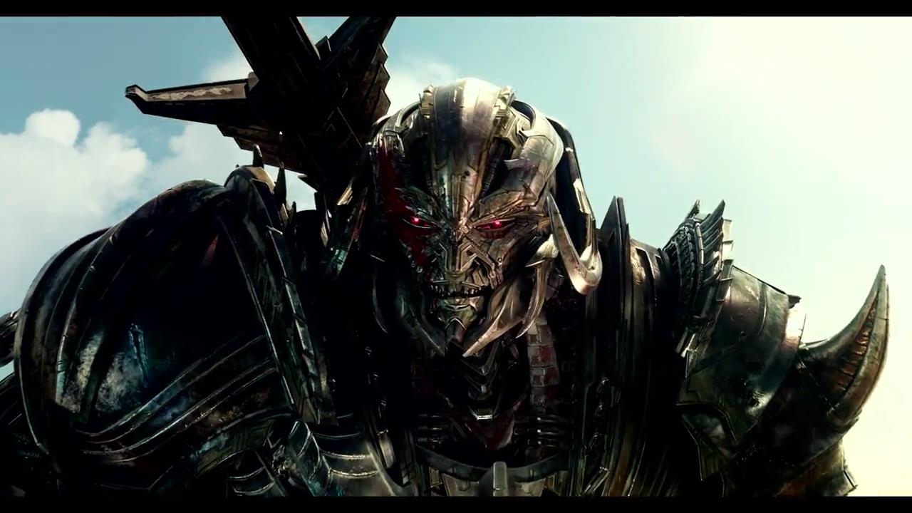 Escena de El Último Caballero, quinta parte de Transformers.