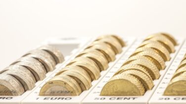 Meter 10.000 euros en un depósito bancario sólo genera intereses para pagar un McMenú