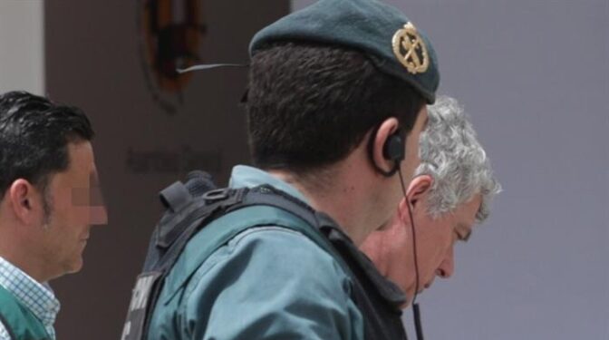 El juez Pedraz manda a prisión sin fianza a Villar y a su hijo Gorka por riesgo de fuga