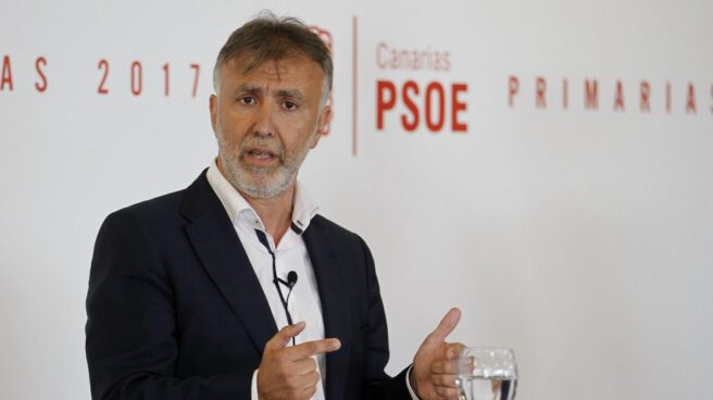 El nuevo secretario general del PSOE de Canarias, Ángel Víctor Torres