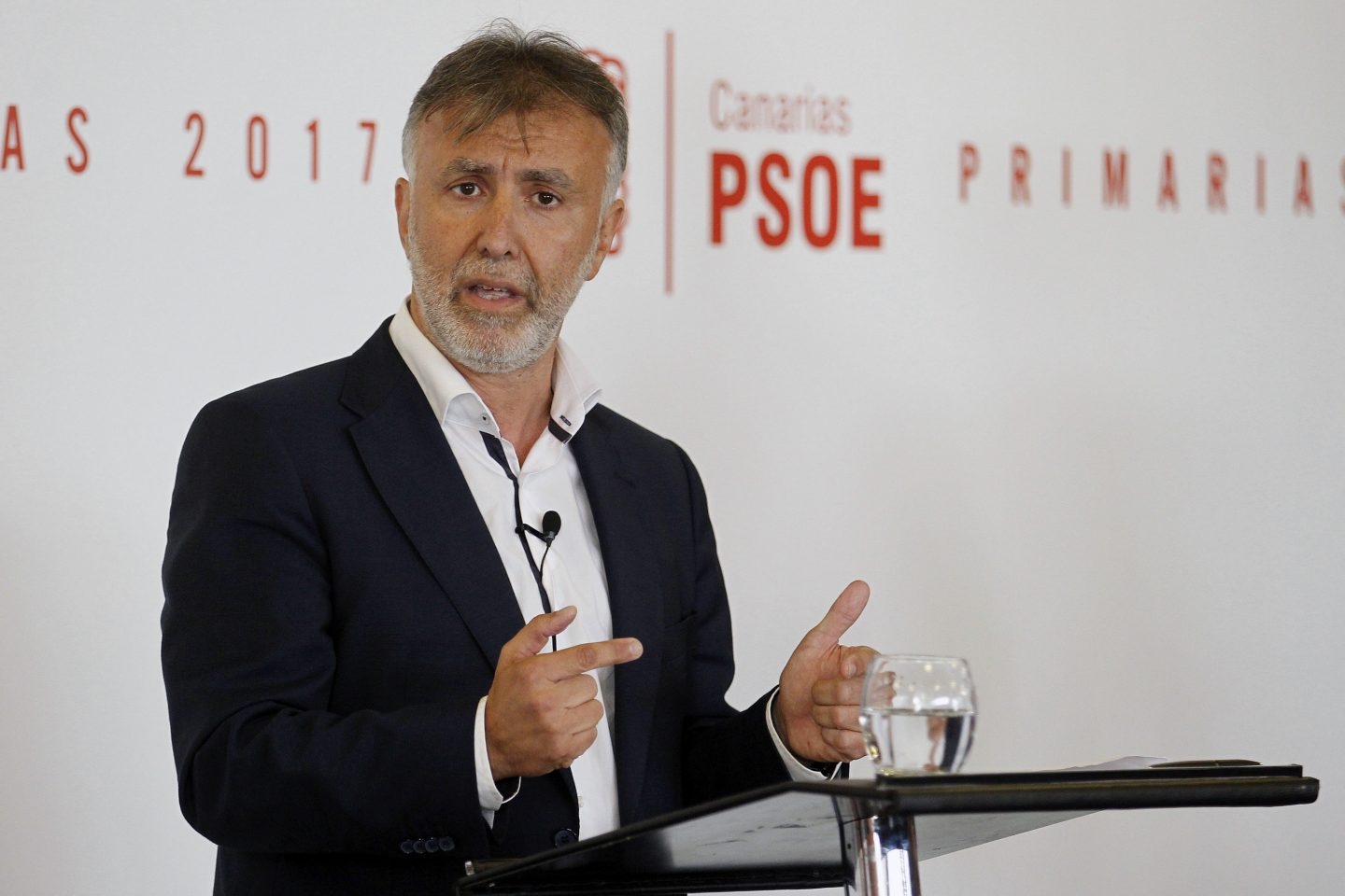 El nuevo secretario general del PSOE de Canarias, Ángel Víctor Torres