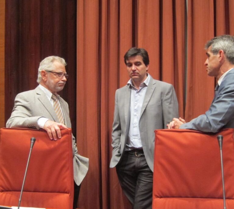 El letrado mayor del Parlament cree que el 1-O no cumplirá "los estándares mínimos exigibles"