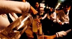 Asturias prohíbe los 'botellones' y obliga a los ayuntamientos a impedirlos