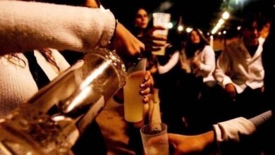 De 500 a 3.000 euros: las multas más comunes que aplica la policía al botellón y las fiestas