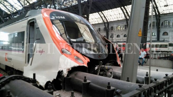 Doce hospitalizados, tres de ellos graves, tras el accidente del tren de Barcelona