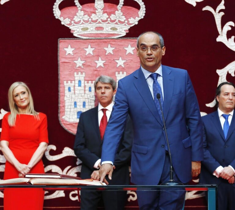El consejero de Educación madrileño será reprobado por su "pésima gestión" en el 'caso Cifuentes'