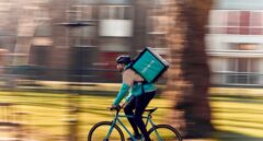 Deliveroo prepara su desembarco en 30 ciudades españolas