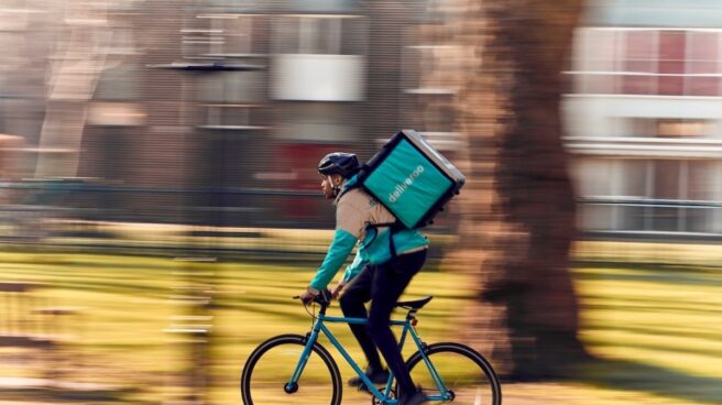Uno de los riders de Deliveroo. Uno de los riders de Deliveroo.