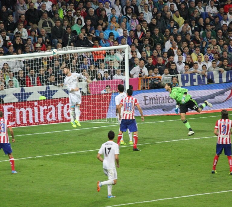 Calendario de Liga: Derbi madrileño en noviembre y 'clásico' en Navidad