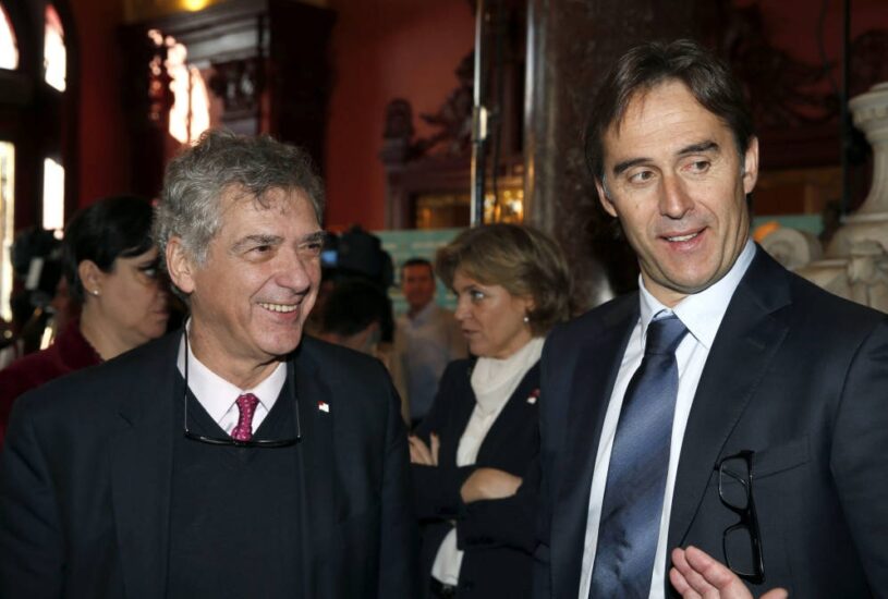 El presidente de la Federación Española de Fútbol, Ángel María Villar, y el seleccionador nacional, Julen Lopetegui.