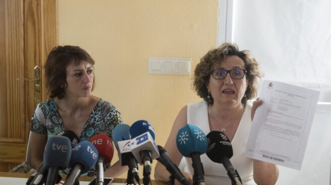 juana-rivas Juana Rivas, junto a su abogada.
