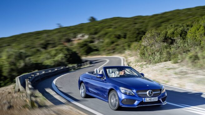 Vehículo Mercedes Benz Clase C Cabrio.